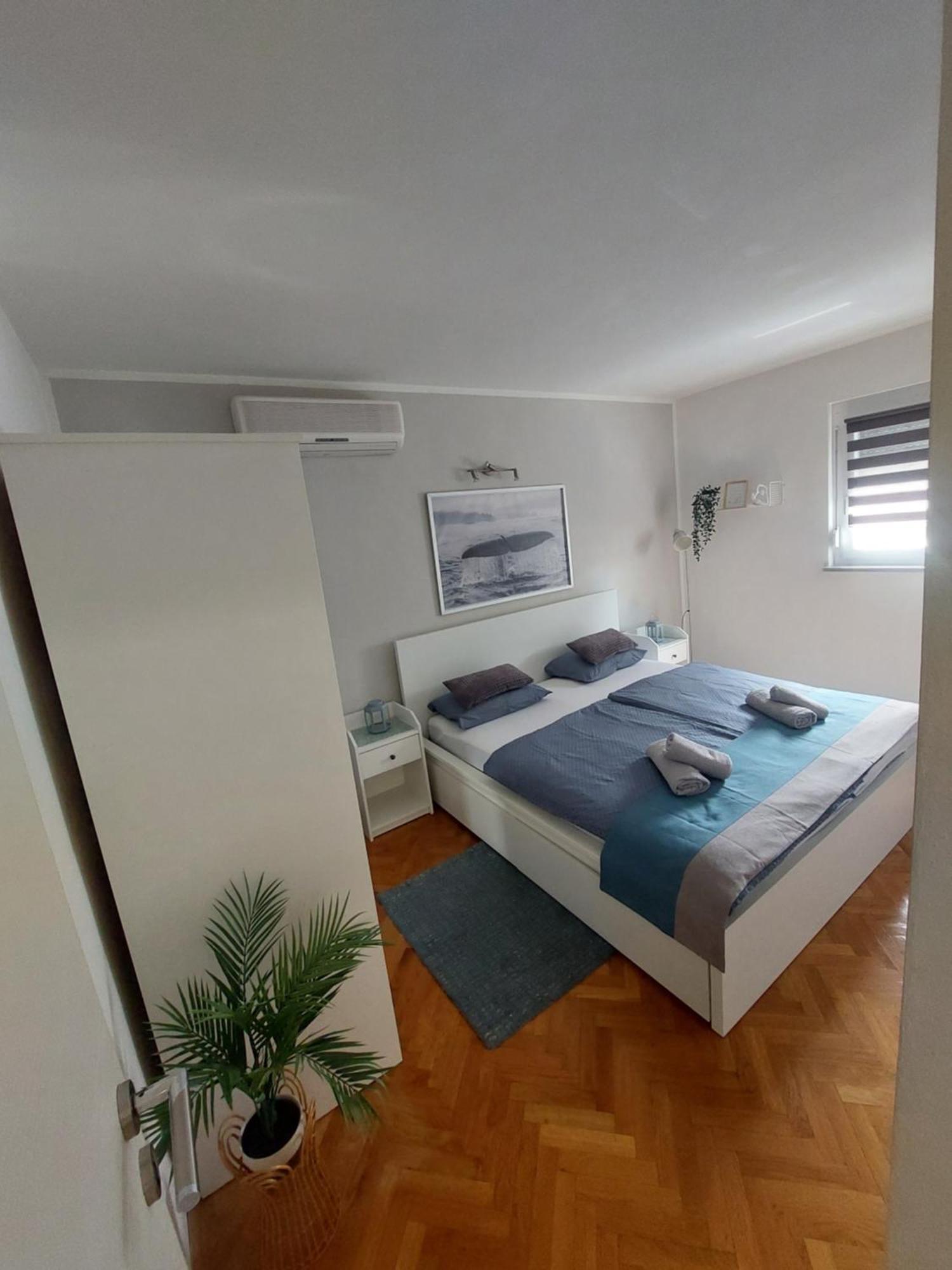 Appartment Mia คิร์ก ภายนอก รูปภาพ